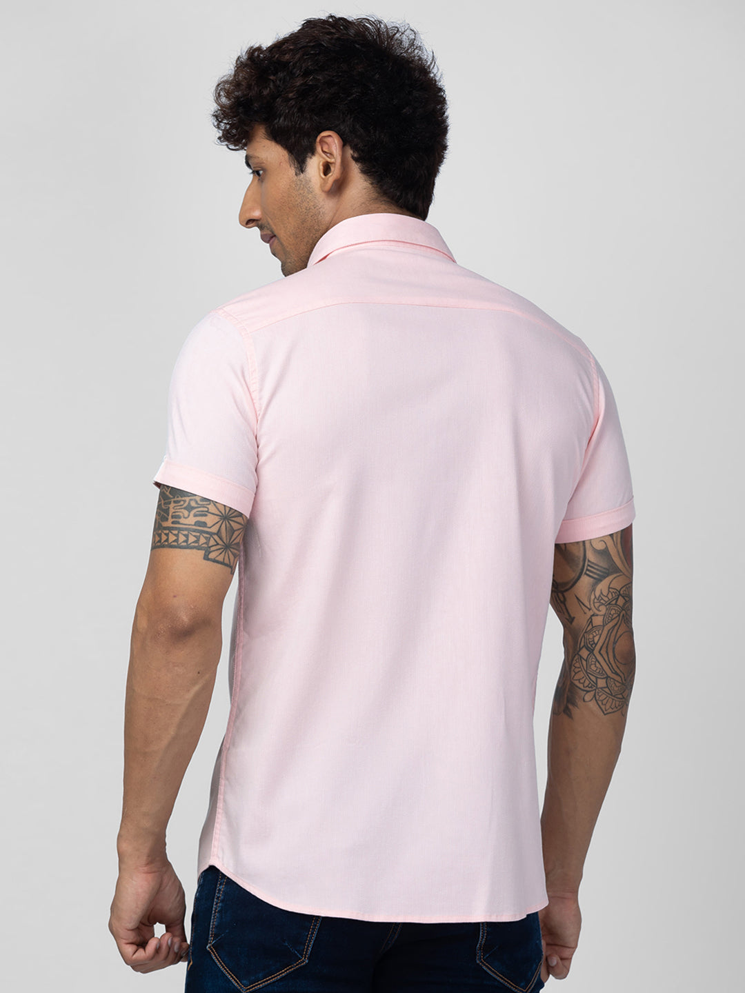 Spykar Men Powder Pink Cotton Regular Slim Fit Plain Shirt