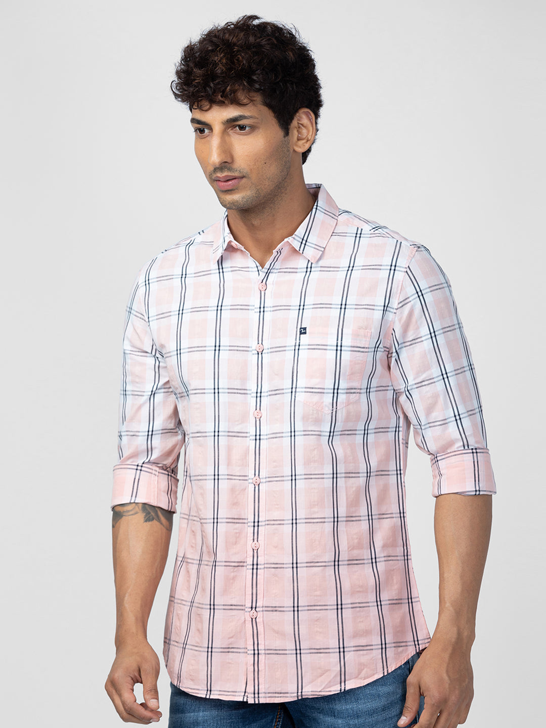 Spykar Men Peach Cotton Slim Fit Checkered Shirt