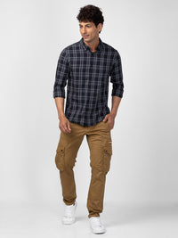 Spykar Men Black Cotton Slim Fit Checkered Shirt