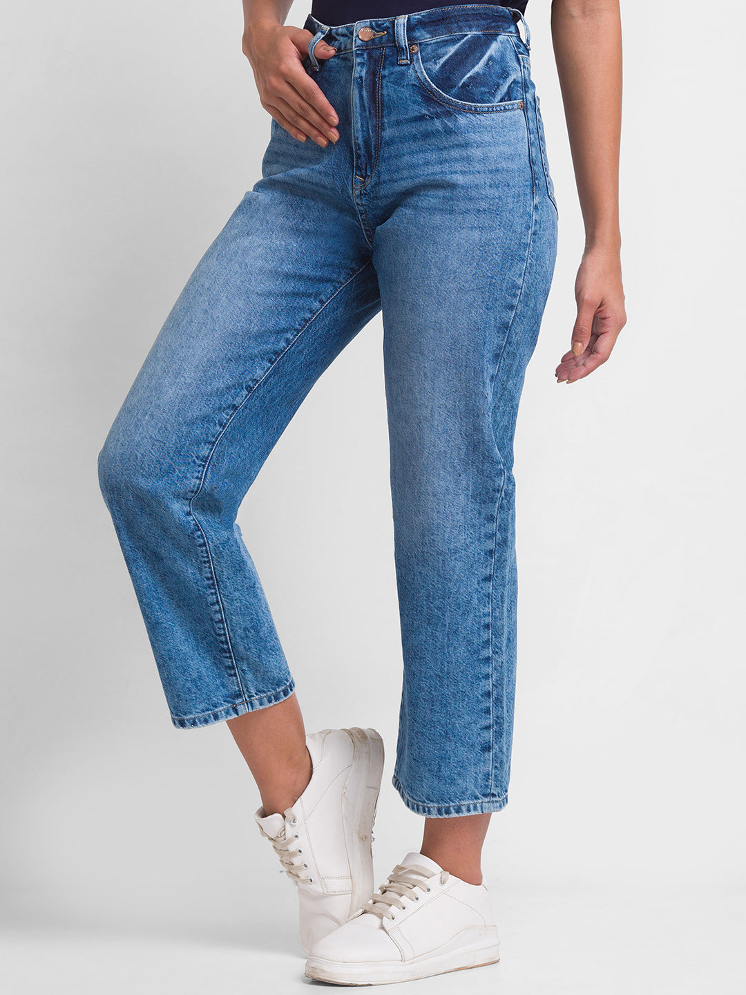 Spykar Mid Blue Cotton Straight Fit Regular Length Jeans For Women