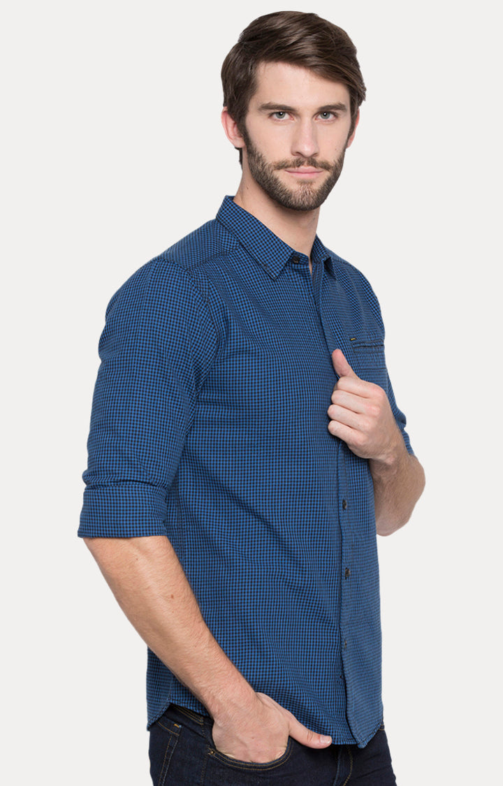 Spykar Men Blue Checked Slim Fit Casual Shirt