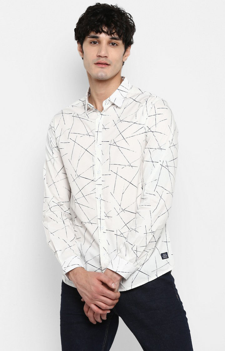 Spykar Men White Printed Slim Fit Casual Shirt