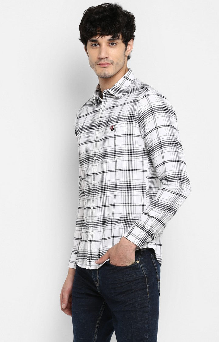 Spykar Men White Checked Slim Fit Casual Shirt