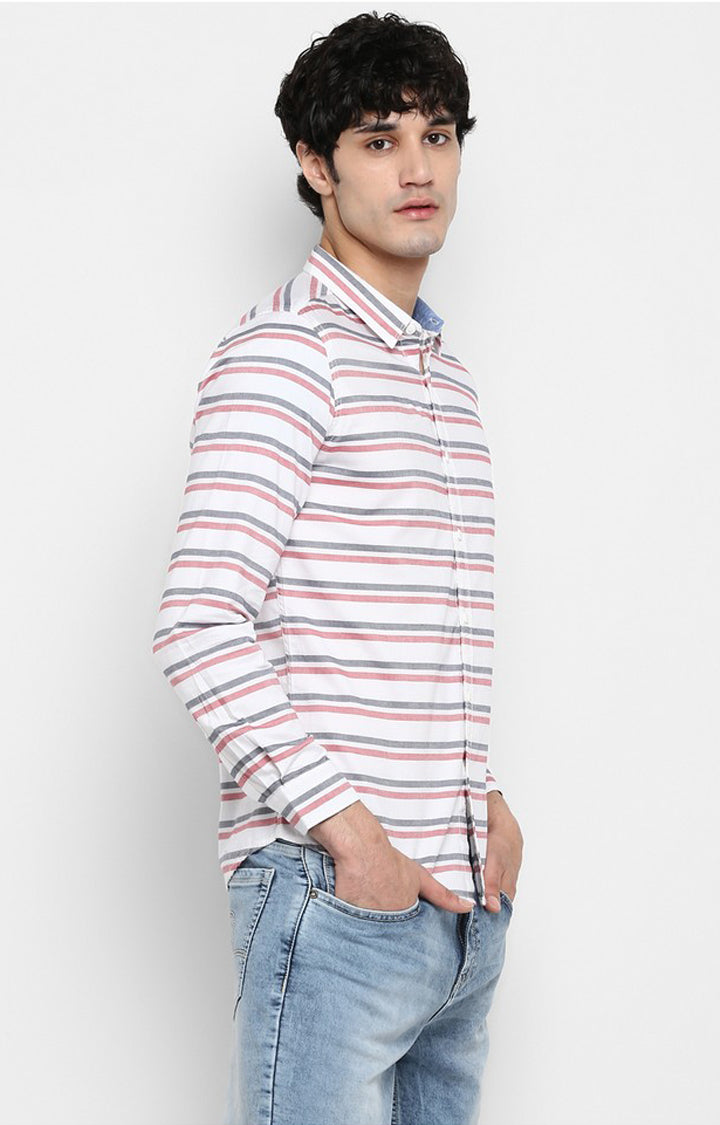 Spykar Men White Striped Slim Fit Casual Shirt