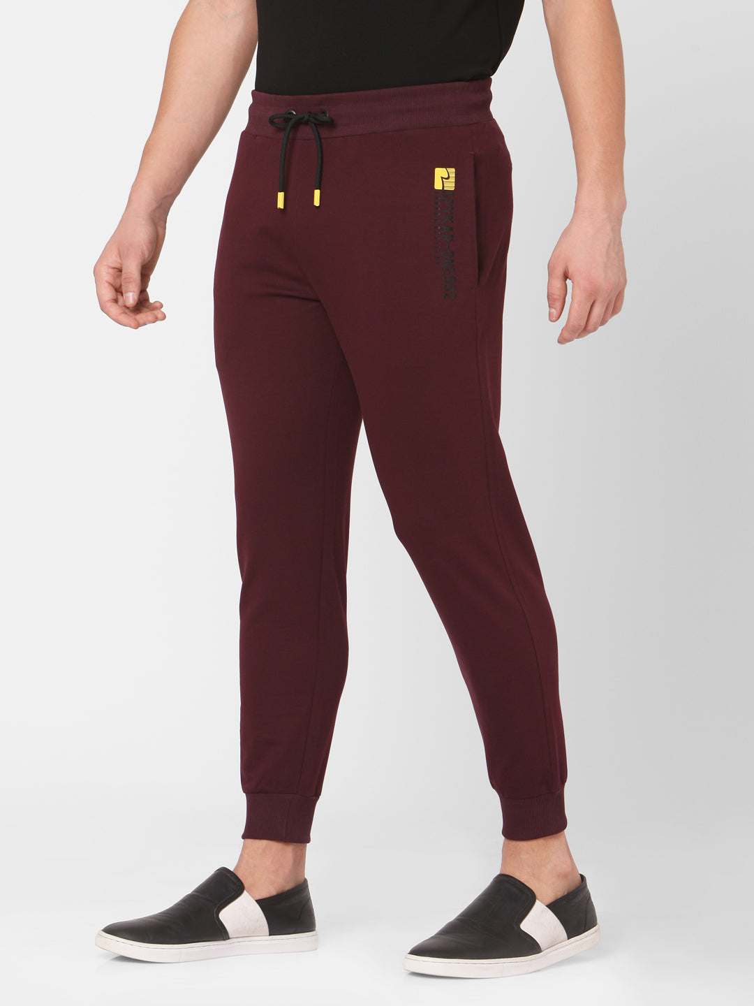 Spykar Men Red Cotton Slim Fit Mid Rise Trackpant