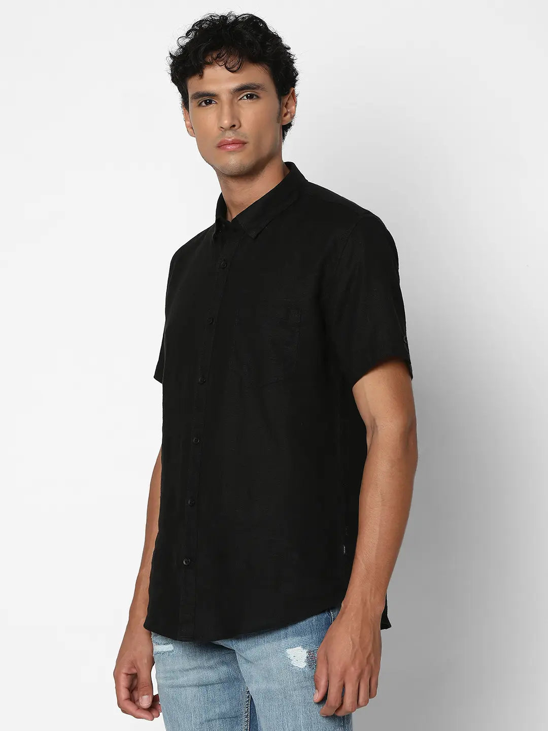 Spykar Men Black Linen Regular Slim Fit Half Sleeve Casual Plain Shirt