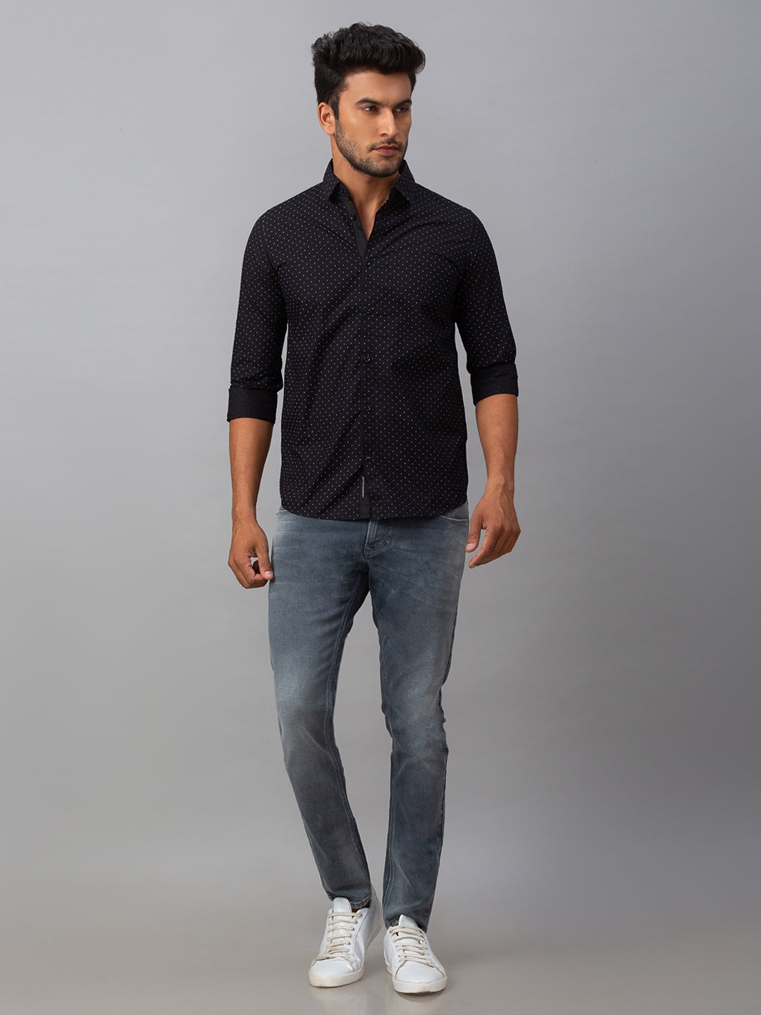 Spykar Men Black Cotton Slim Fit Shirt