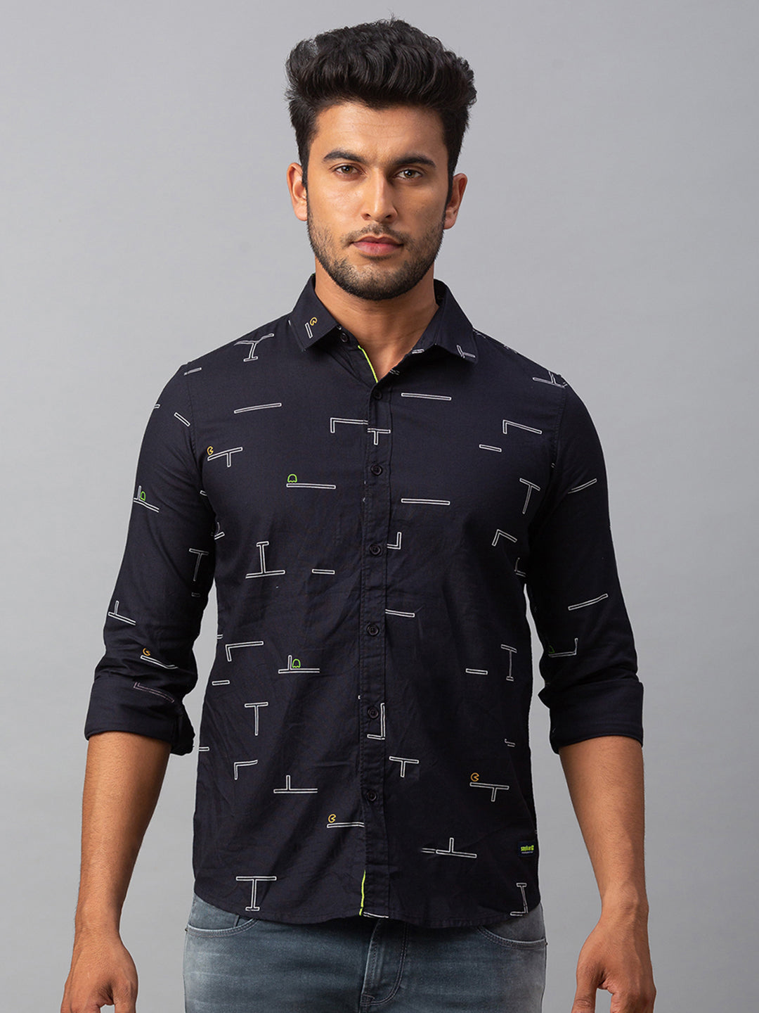 Spykar Men Black Cotton Slim Fit Shirt