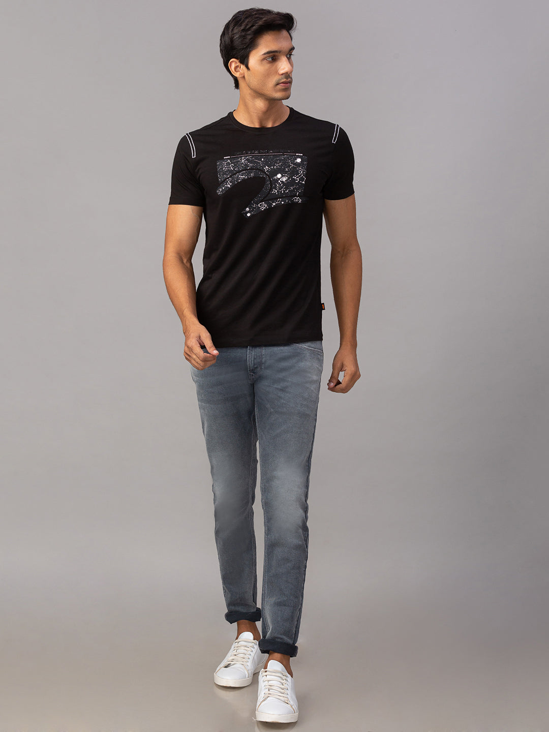 Spykar Men Black Cotton Slim Fit Round Neck T-Shirt