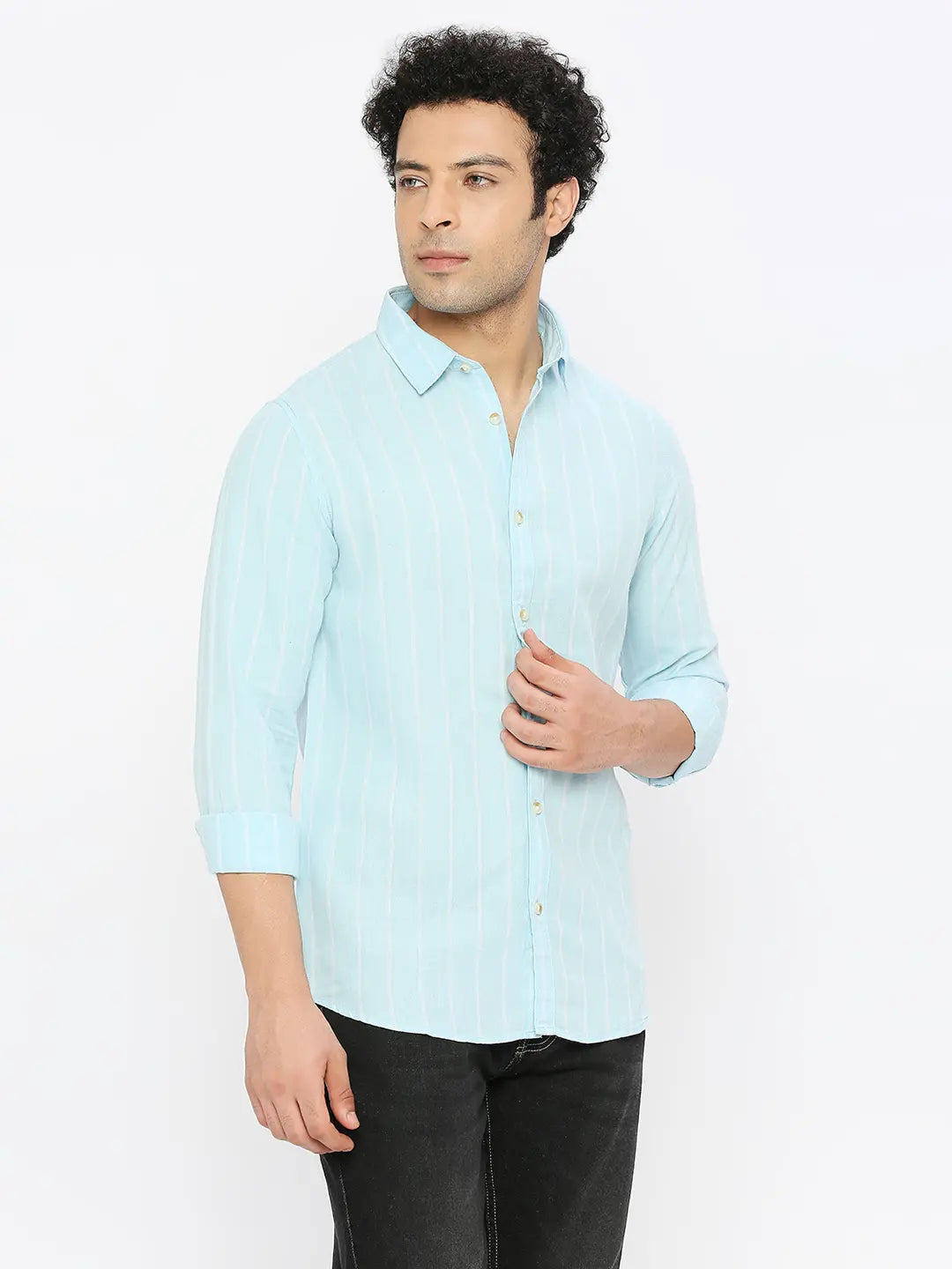 Spykar Men Sky Blue Cotton Linen Slim Fit Full Sleeve Striped Shirt