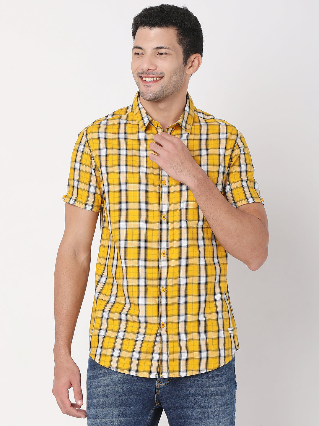 Spykar Men Yellow Cotton Half Sleeve Checkered Shirt