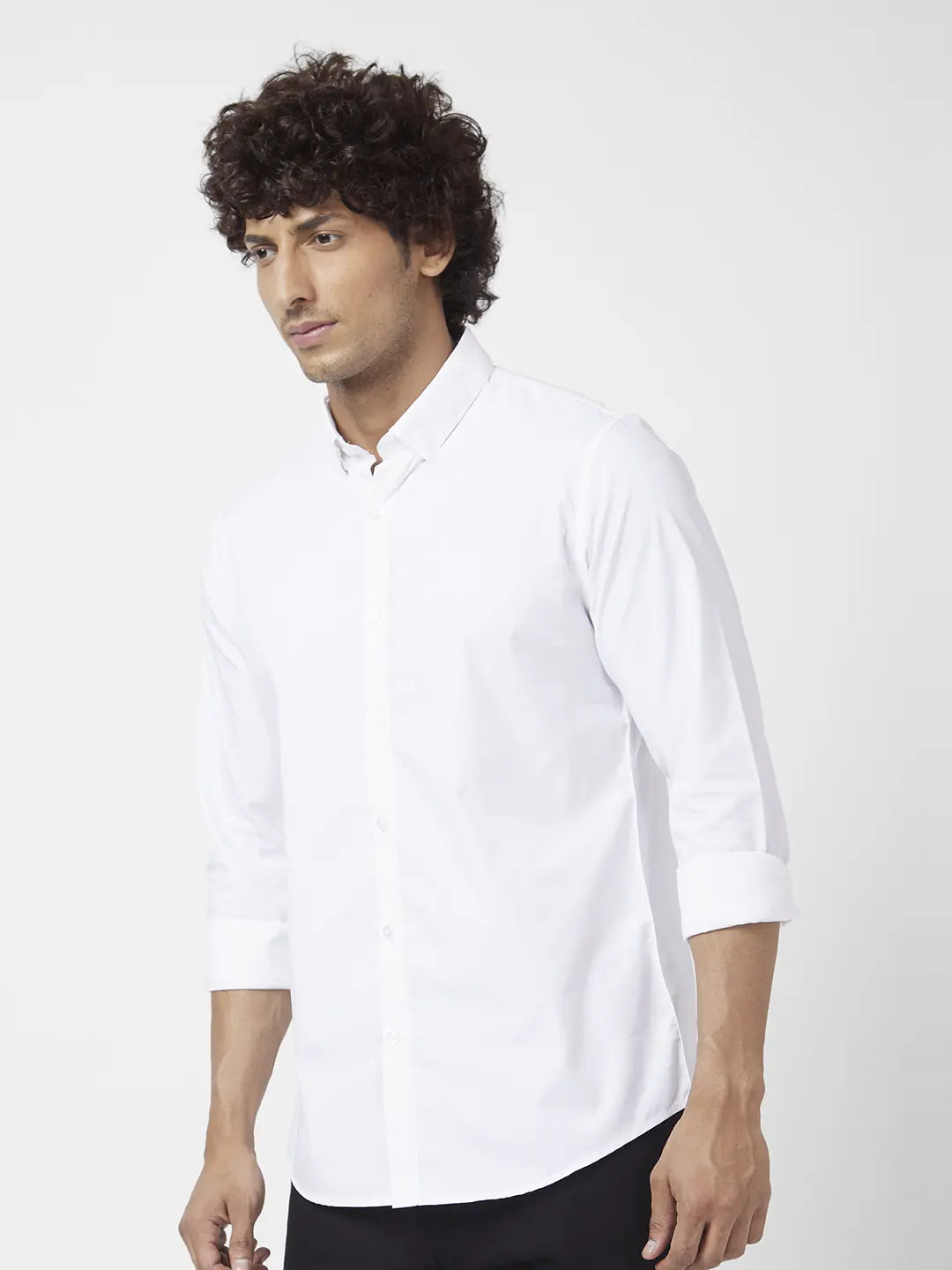 Spykar Men White Dyed Regular Slim Fit Full Sleeve Plain Shirt