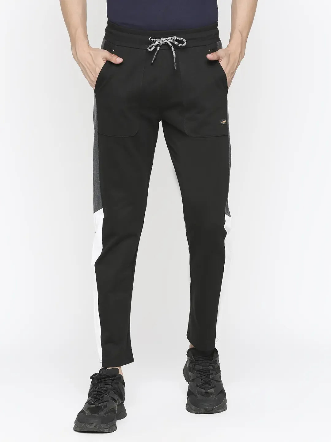 Spykar Men Black Cotton Regular Fit Knitted Trackpant