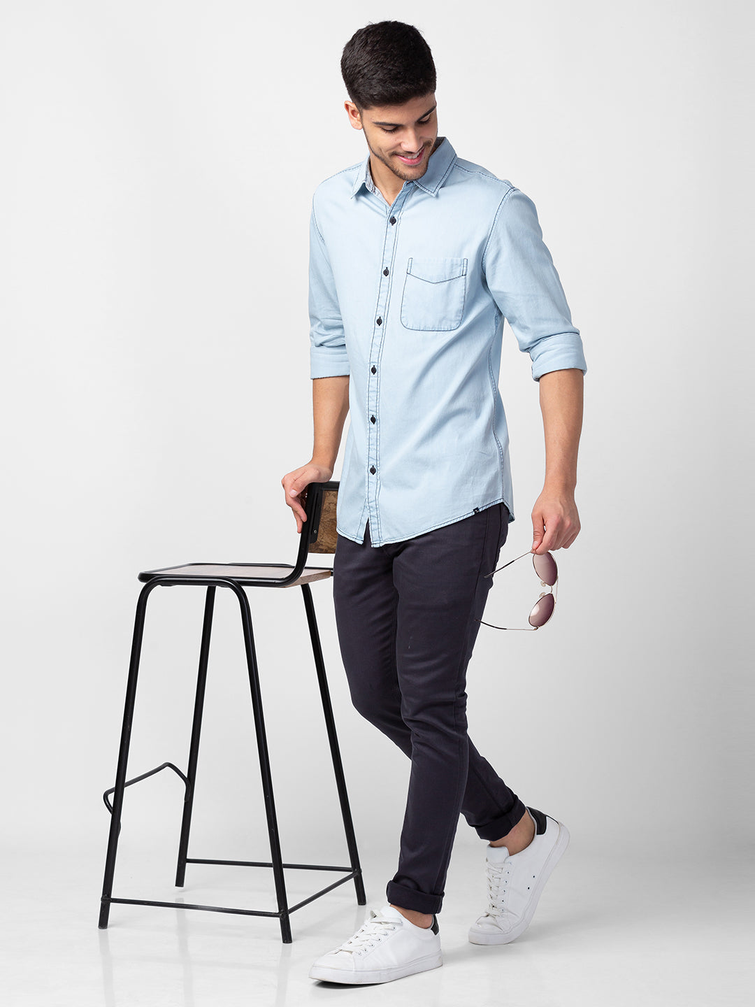 Spykar Men Light Blue Cotton Slim Fit Denim Shirt