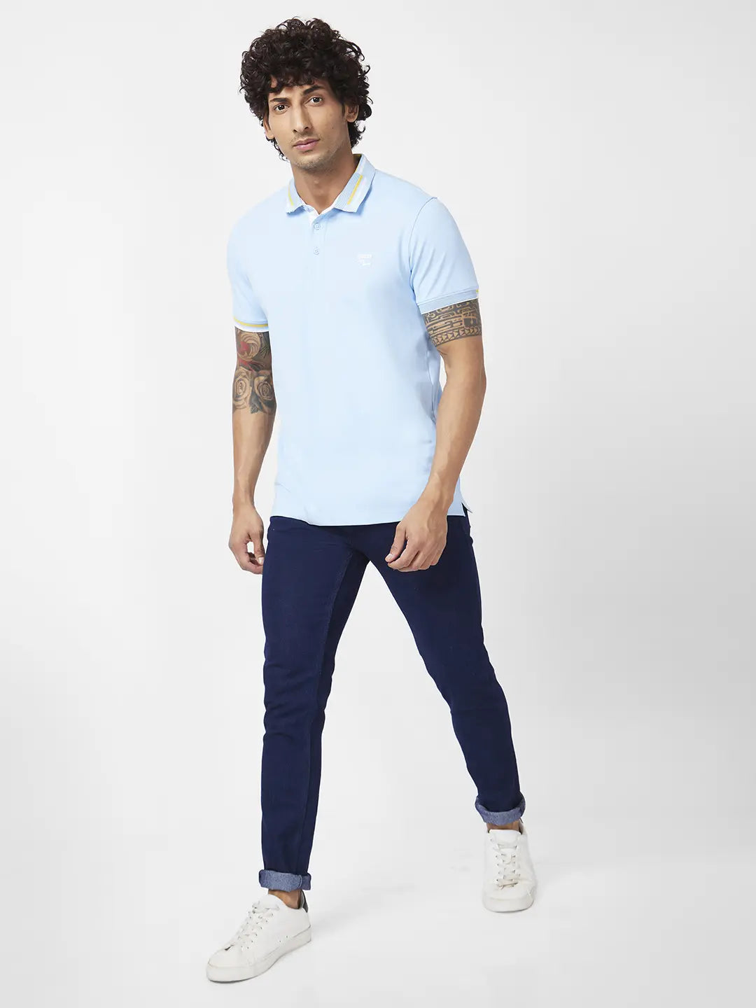 Spykar Men Powder Blue Blended Slim Fit Half Sleeve Polo Neck Plain Tshirt