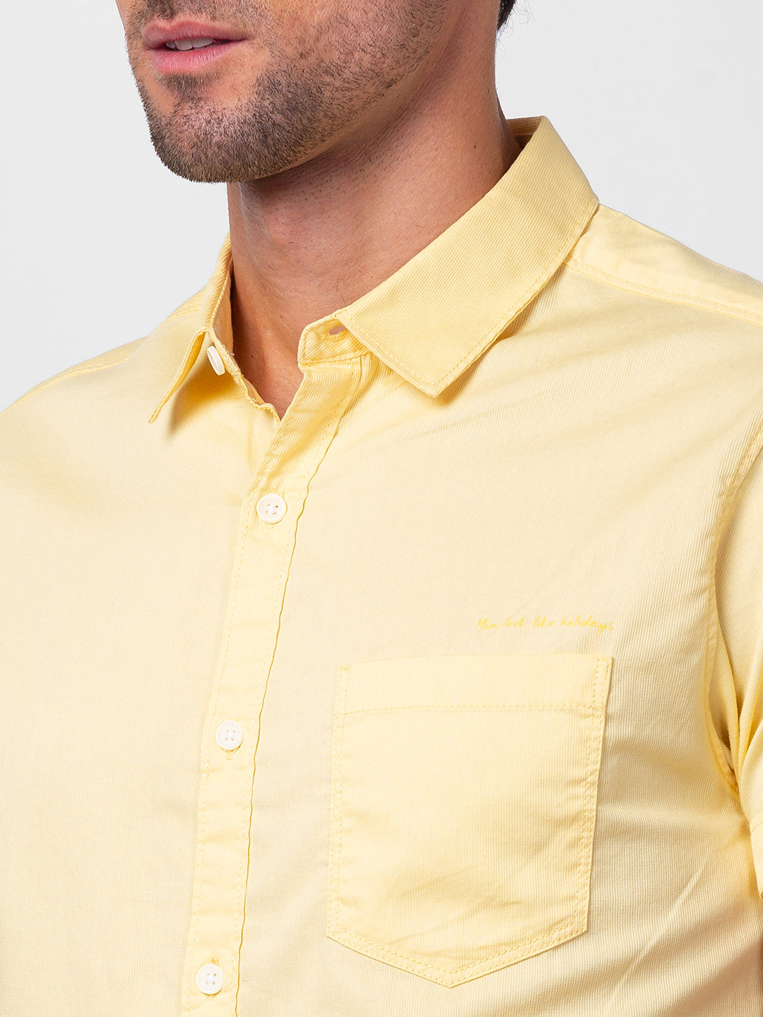 Spykar Men Powder Yellow Cotton Slim Fit Plain Shirt