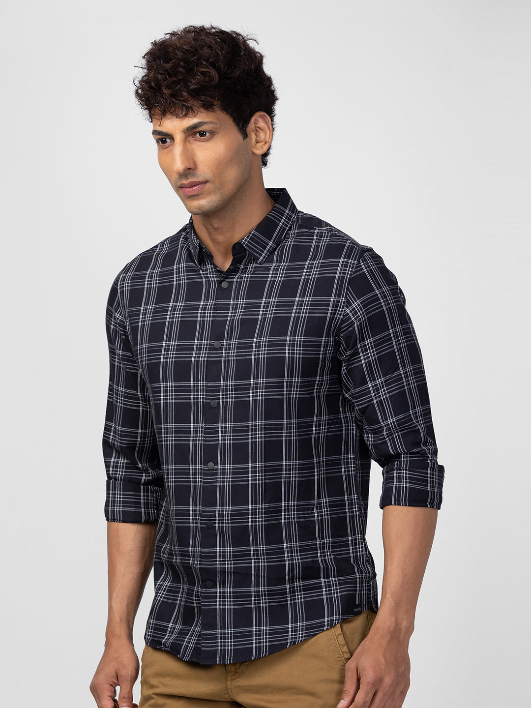 Spykar Men Black Cotton Slim Fit Checkered Shirt