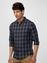 Spykar Men Black Cotton Slim Fit Checkered Shirt