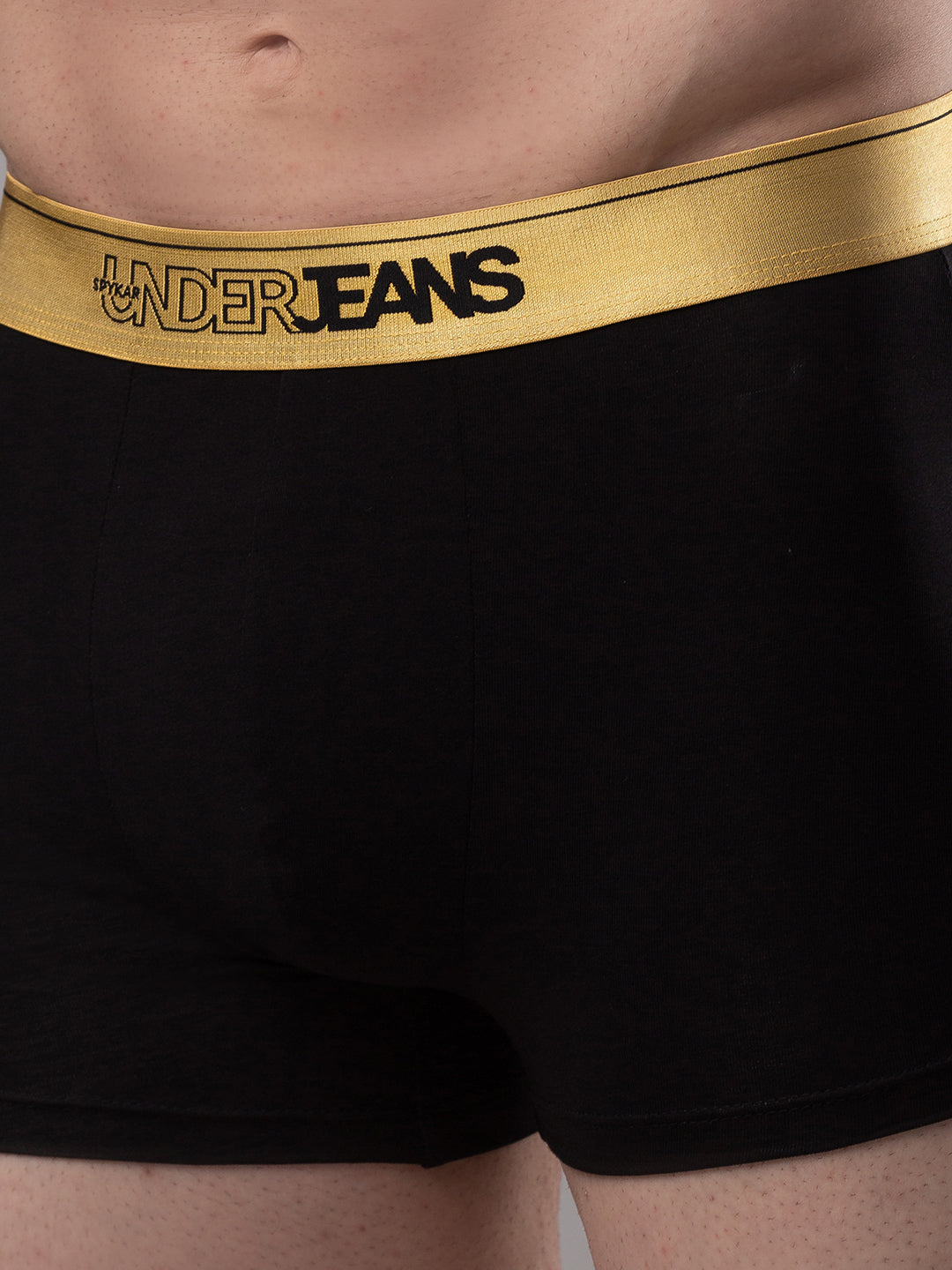 Underjeans By Spykar Men Black Solid Trunks