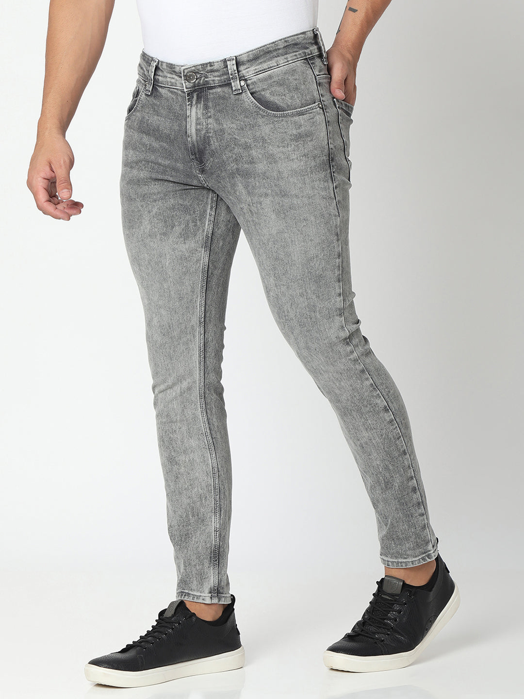 Spykar Men Grey Slim Fit Tapered Length Jeans (Kano)