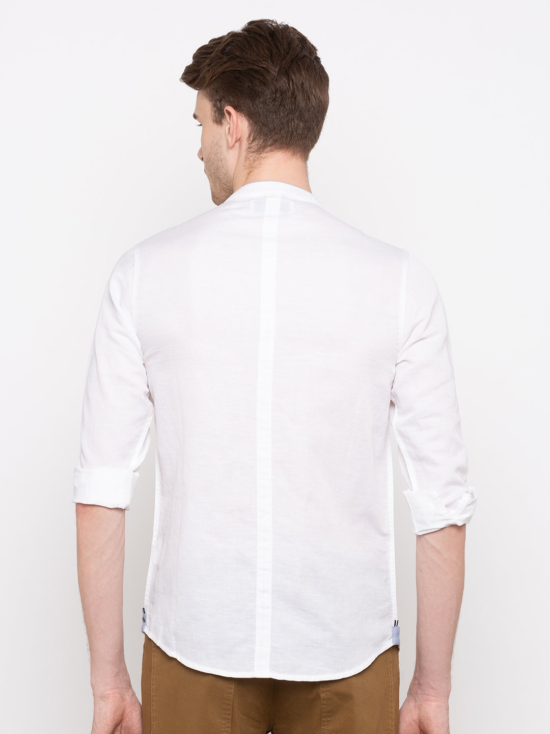 Spykar Men White Solid Slim Fit Casual Shirt