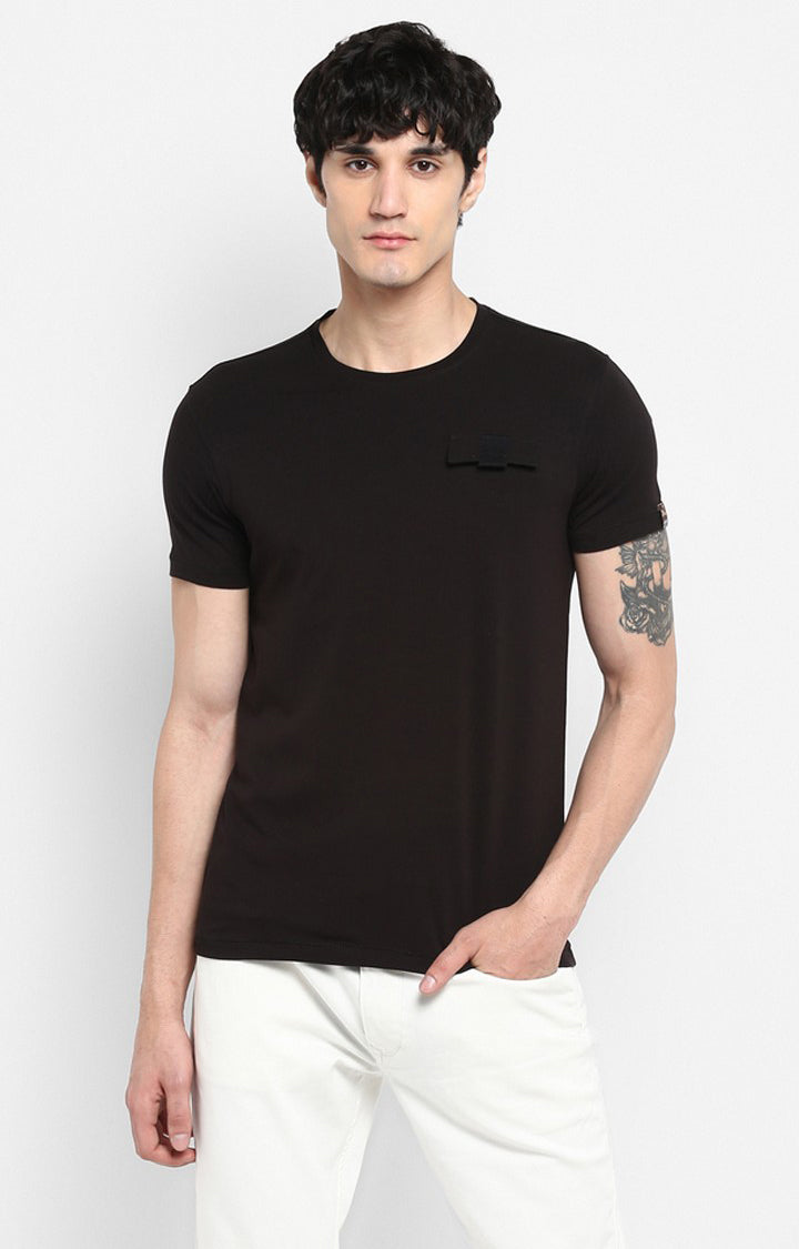 Spykar Black Solid Slim Fit Men T-Shirts