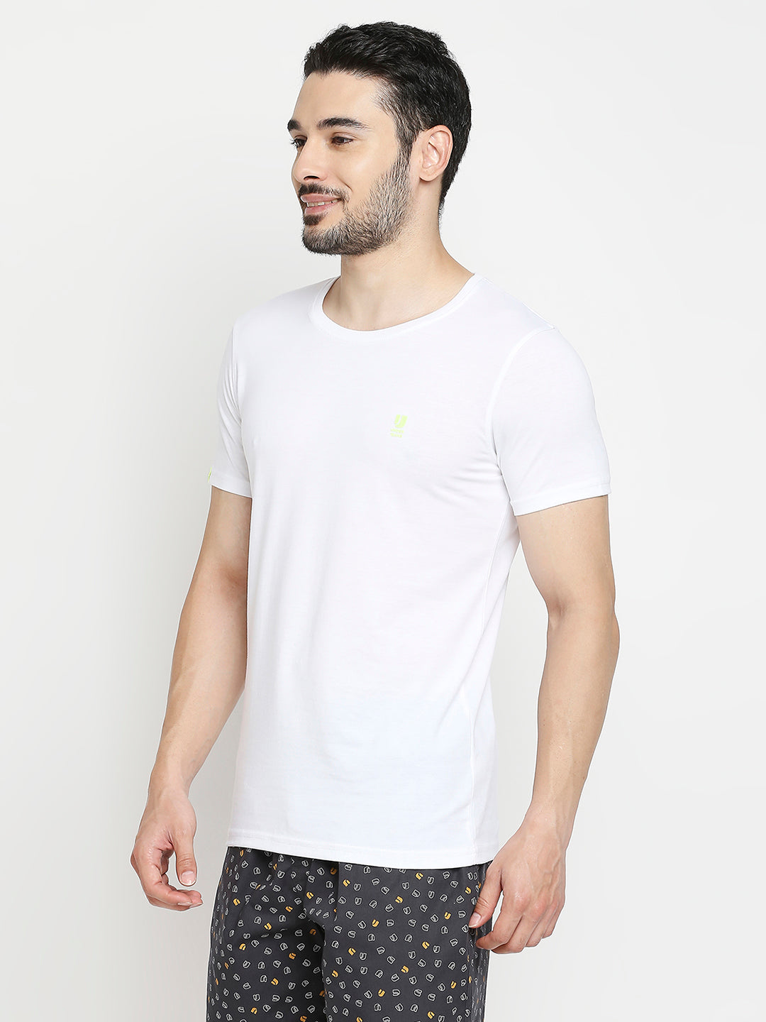 Men Premium White & Wine Cotton Regular Fit Round Neck T-Shirts - Pack Of 2 - Underjeans By Spykar