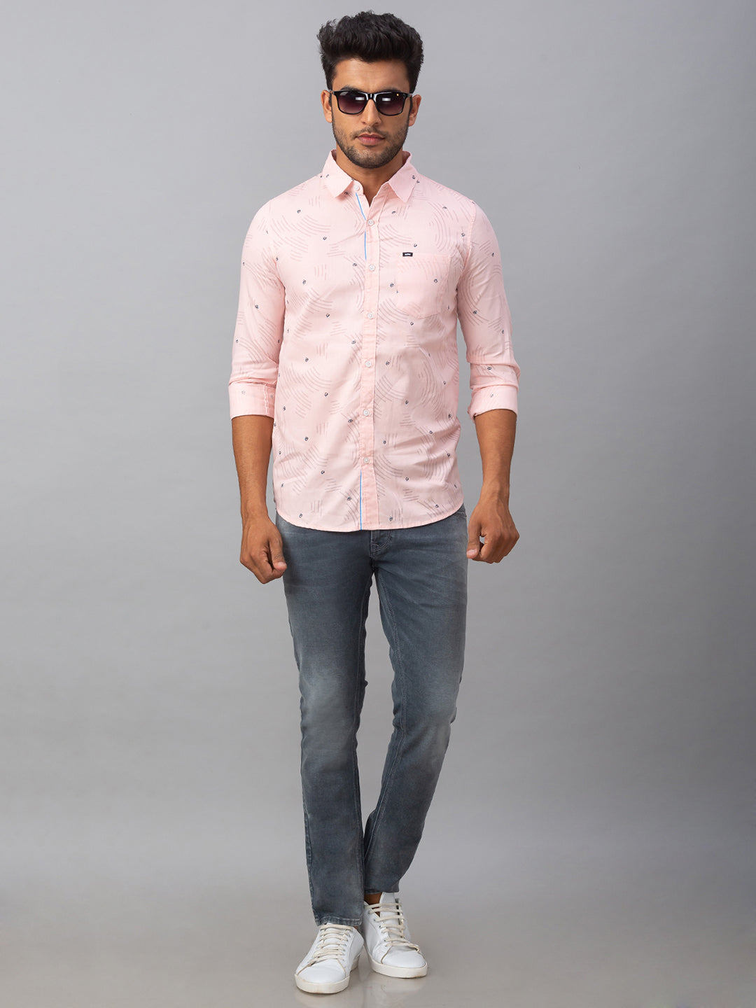 Spykar Men Pink Cotton Slim Fit Shirt