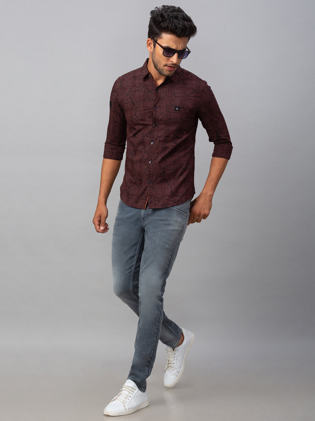 Spykar Men Red Cotton Slim Fit Shirt