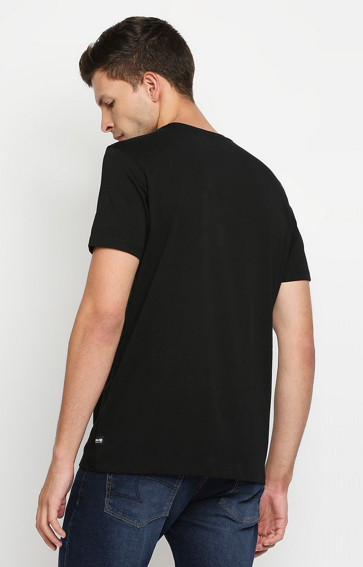 Spykar Men Black Cotton Slim Fit Round Neck T-Shirt