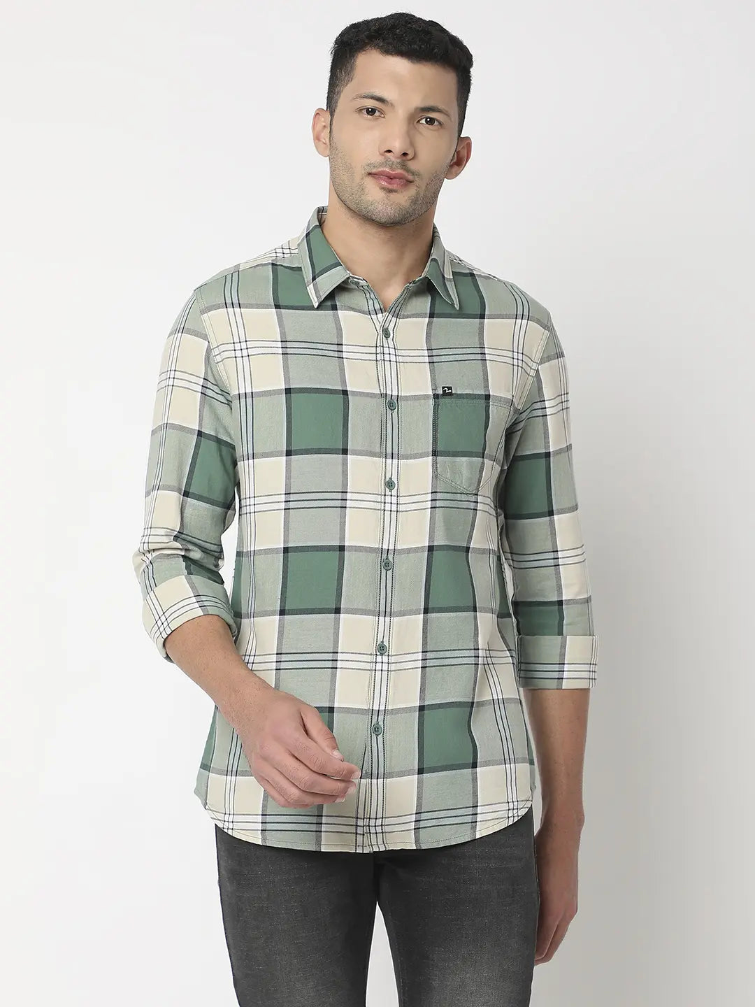 Spykar Men Sage Green Cotton Slim Fit Checkered Shirt