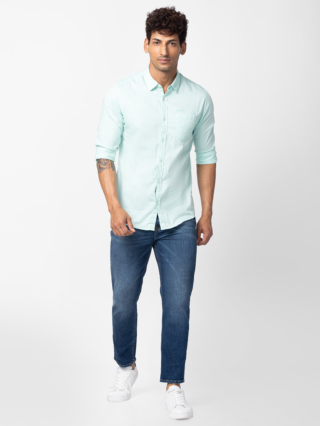 Spykar Men Mint Green Cotton Slim Fit Plain Shirt