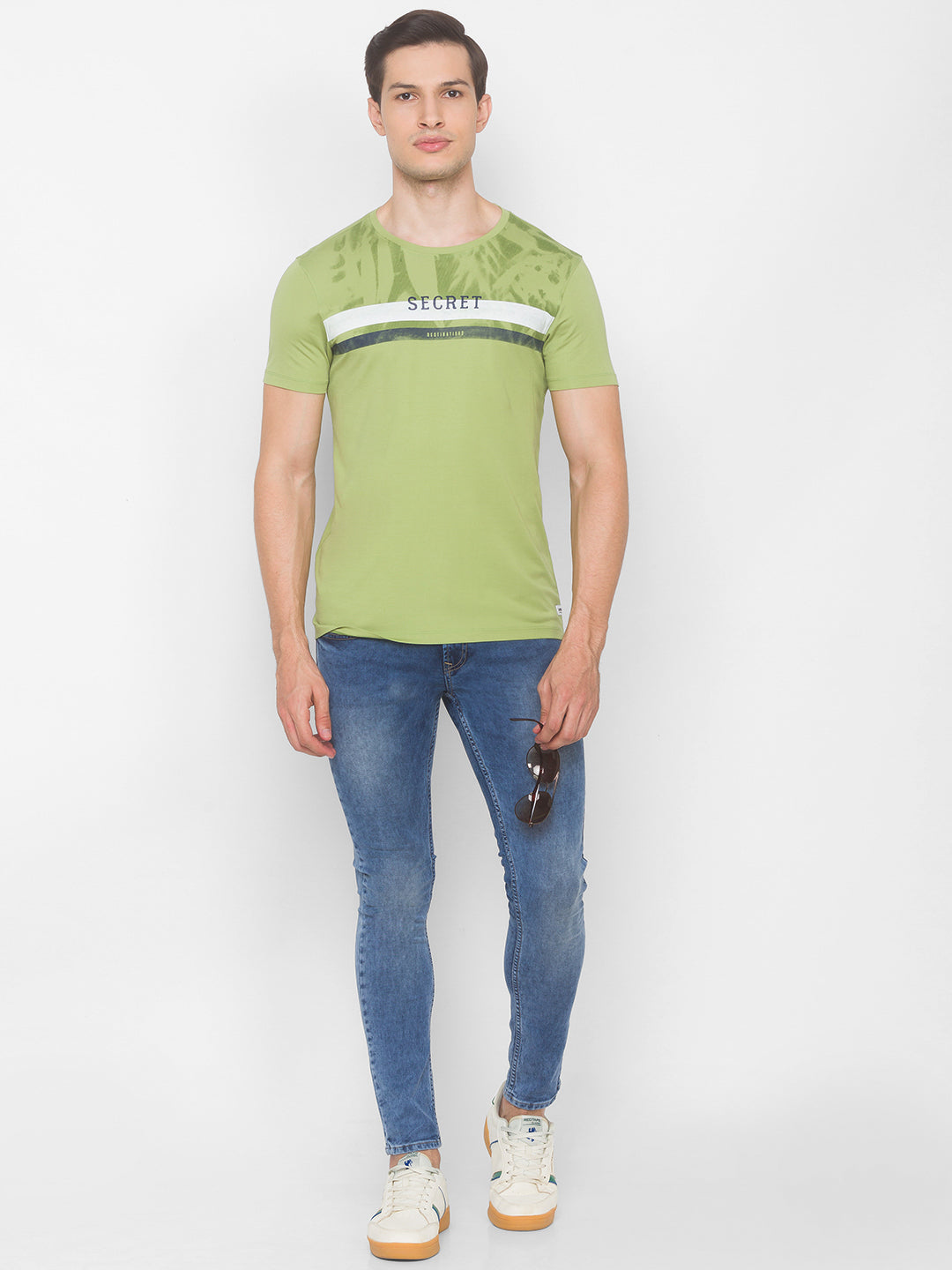 Spykar Men Green Cotton Slim Fit Round Neck T-Shirt