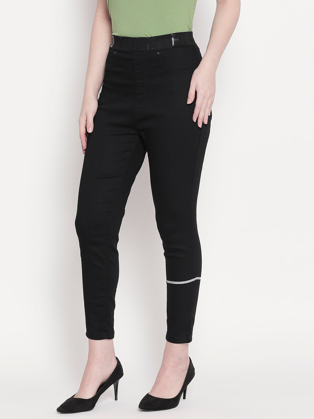 Spykar Women Black Cotton Skinny Fit Regular Length Jeggings (Ynr)