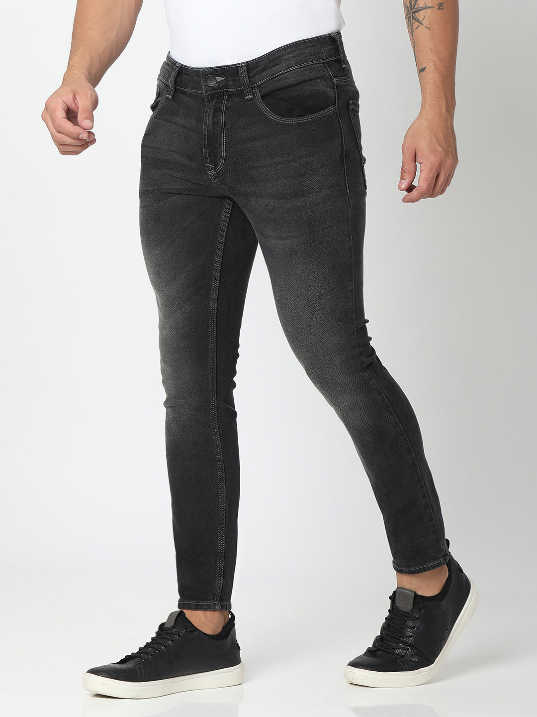 Spykar Men Grey Slim Fit Tapered Length Jeans (Kano)