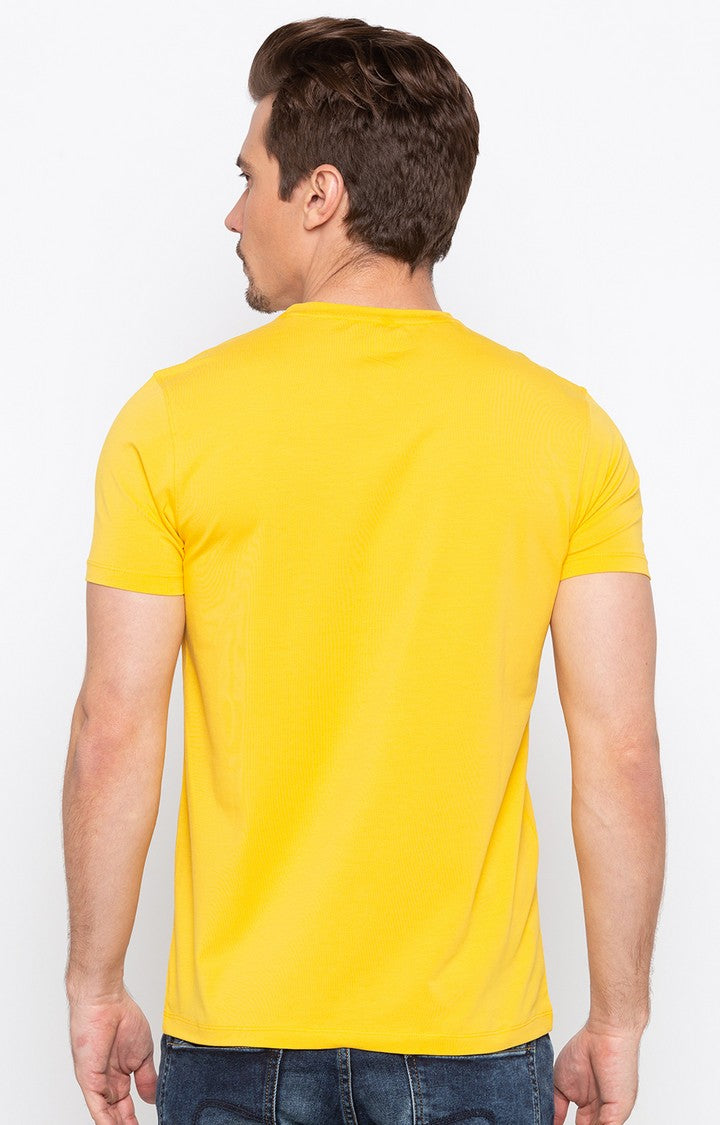 Spykar Yellow Printed Slim Fit Men T-Shirts