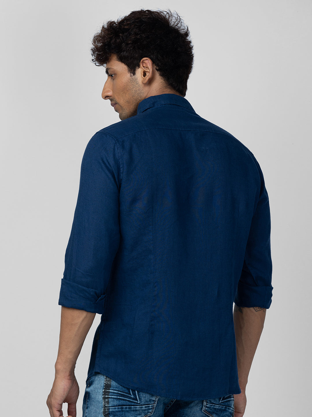 Spykar Men Navy Blue Linen Regular Slim Fit Plain Shirt