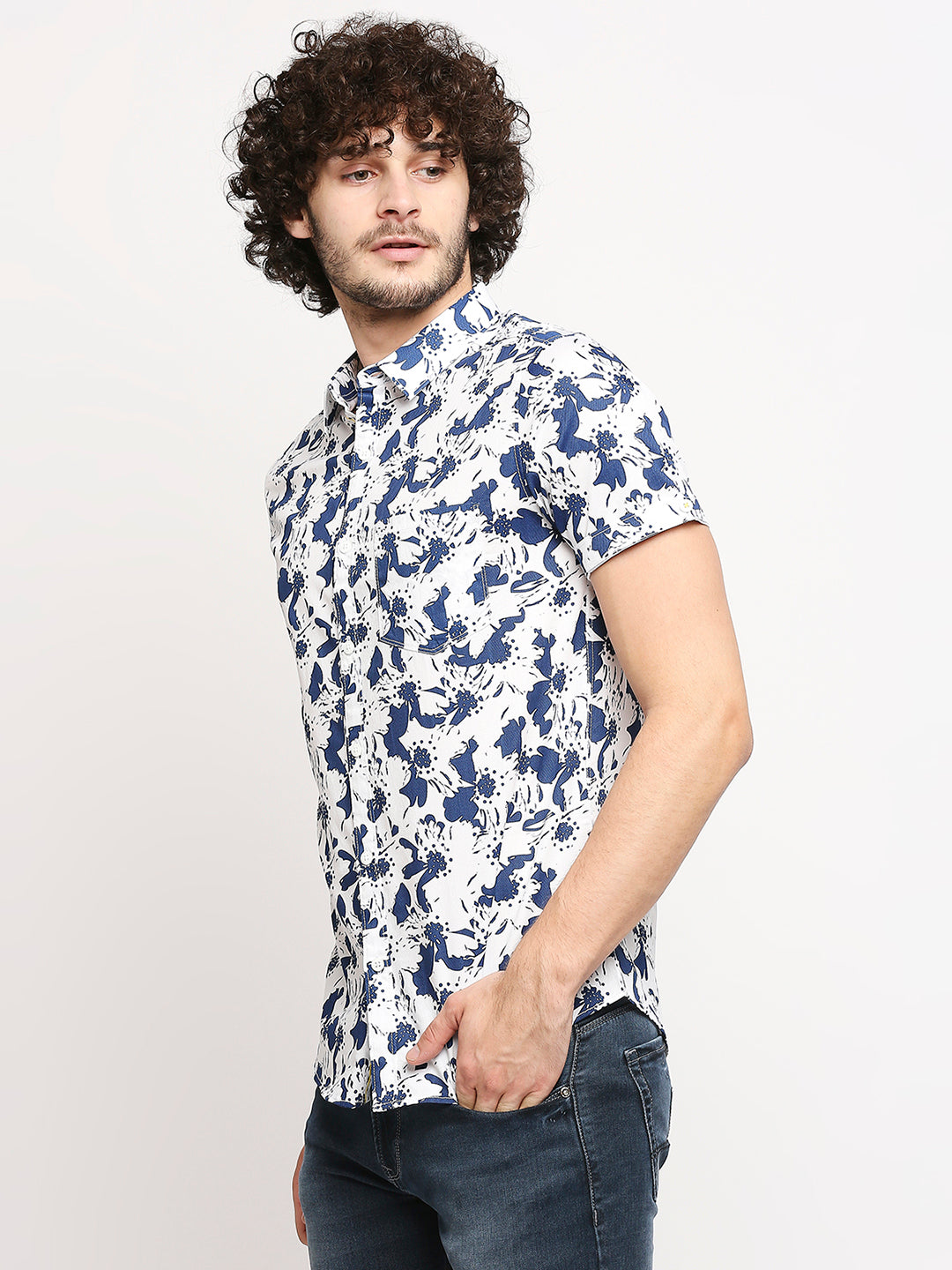 Spykar Men Indigo Blue Cotton Shirts (Slim)