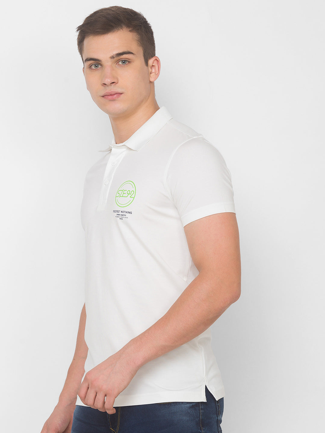 Spykar Men White Cotton Slim Fit Round Neck T-Shirt