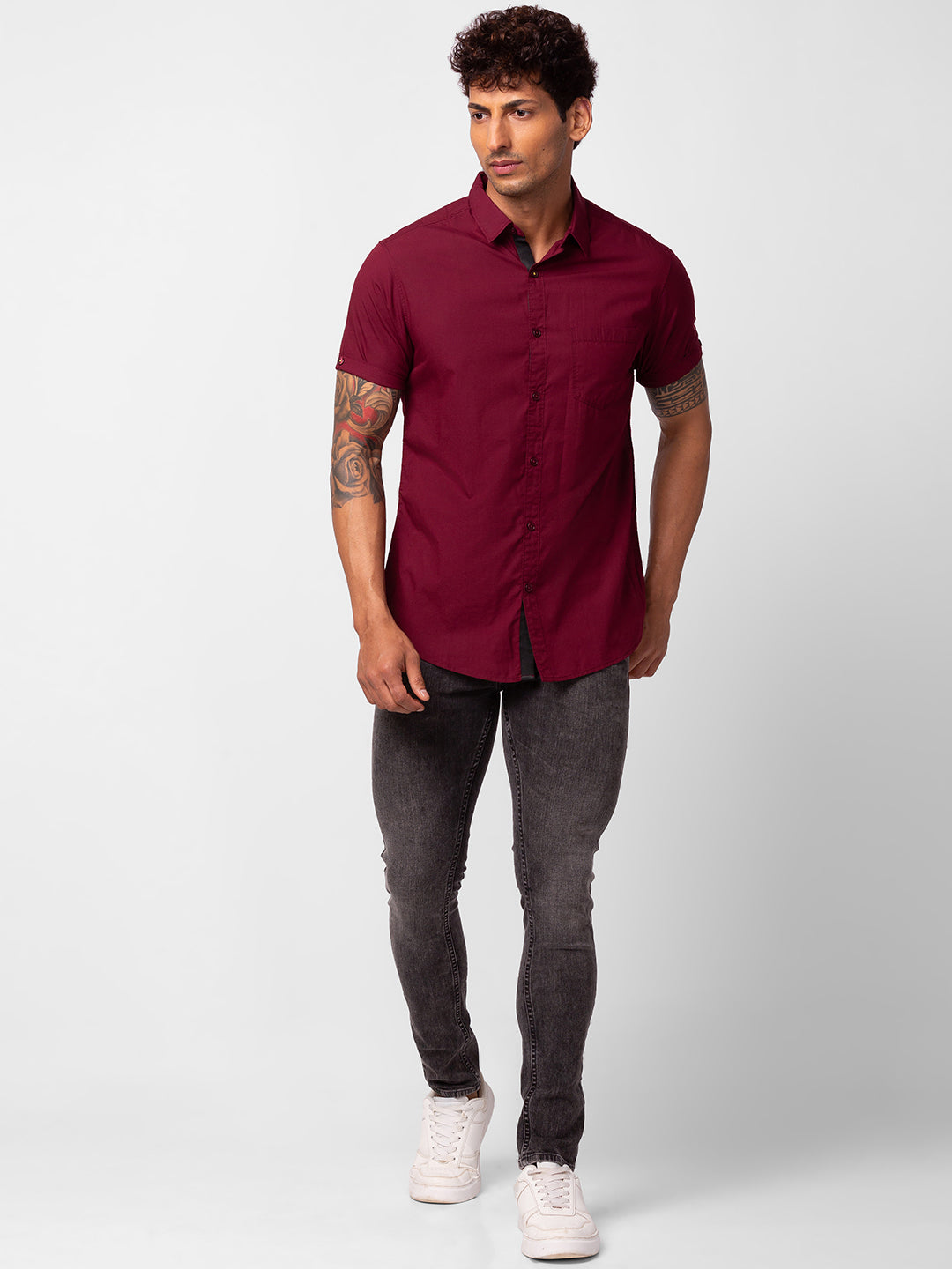 Spykar Men Wine Red Cotton Slim Fit Plain Shirt