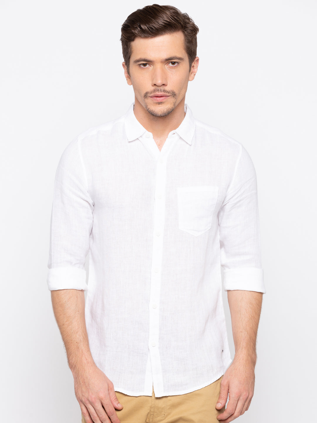 Spykar Men White Solid Slim Fit Casual Shirt