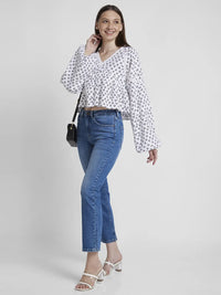 Spykar Women White Cotton Slim Fit Full Sleeve V-Neck Printed Crop Top