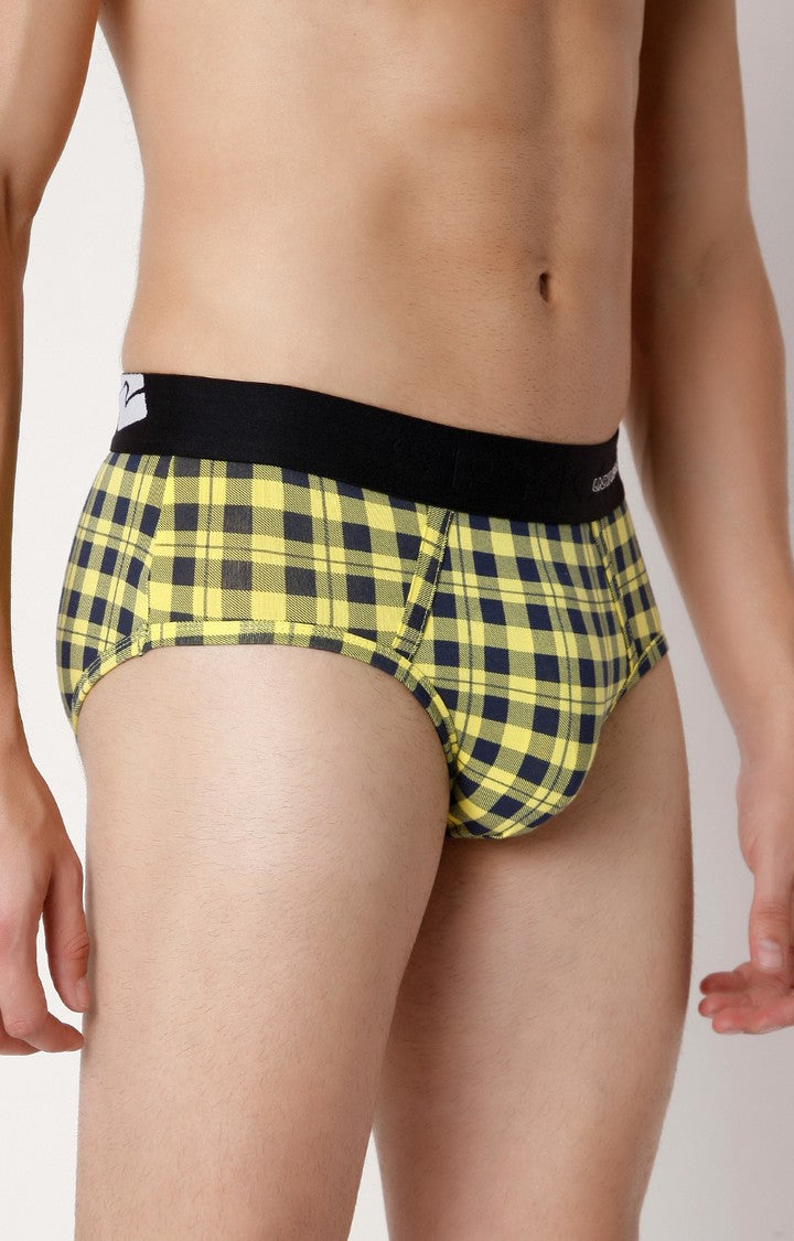 Underjeans By Spykar Men Yellow Check Cotton Blend Brief