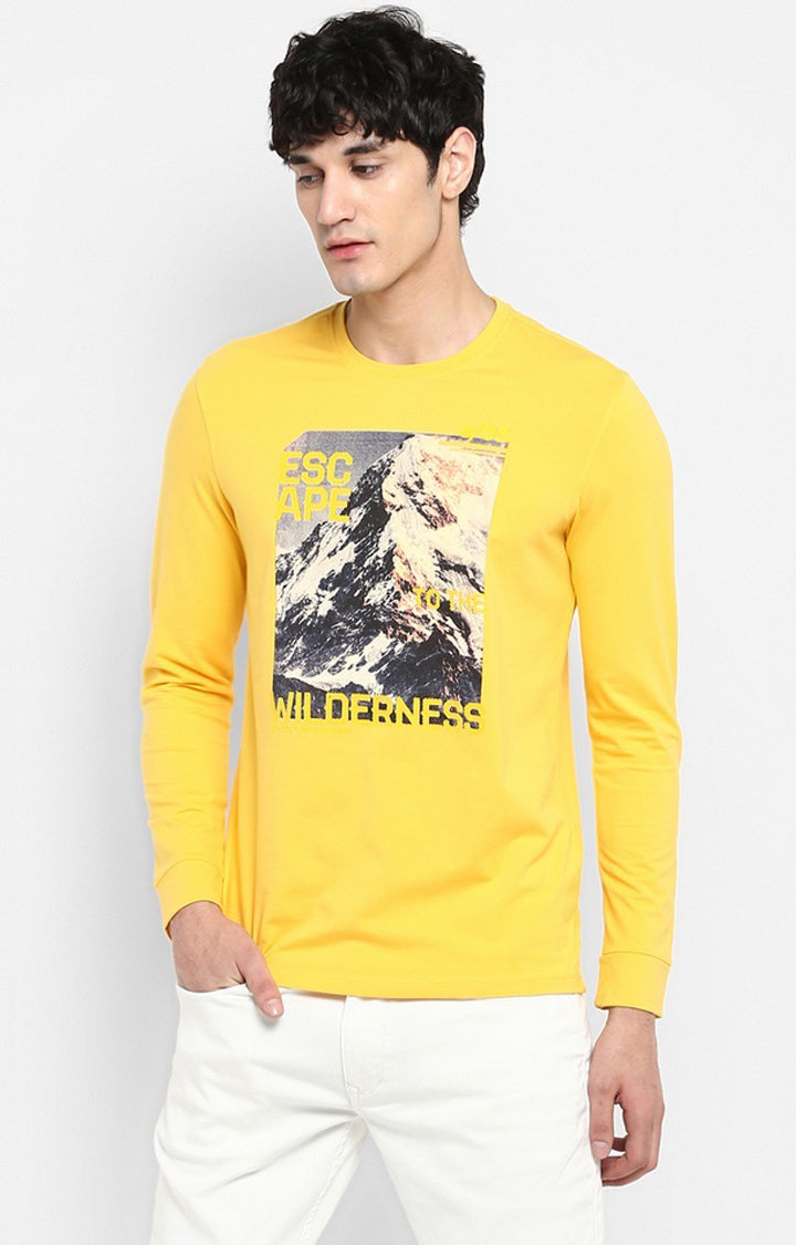 Spykar Yellow Cotton Slim Fit T-Shirt For Men