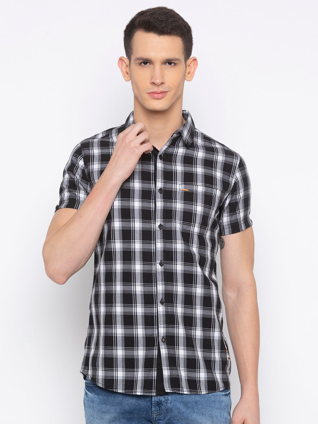 Spykar Men Black Checked Slim Fit Casual Shirt