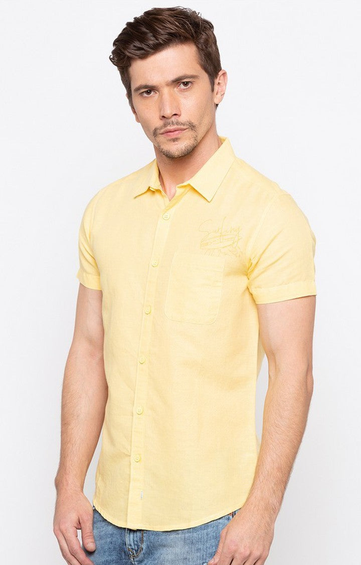 Spykar Men'S Yellow Cotton Solid Casual Shirts