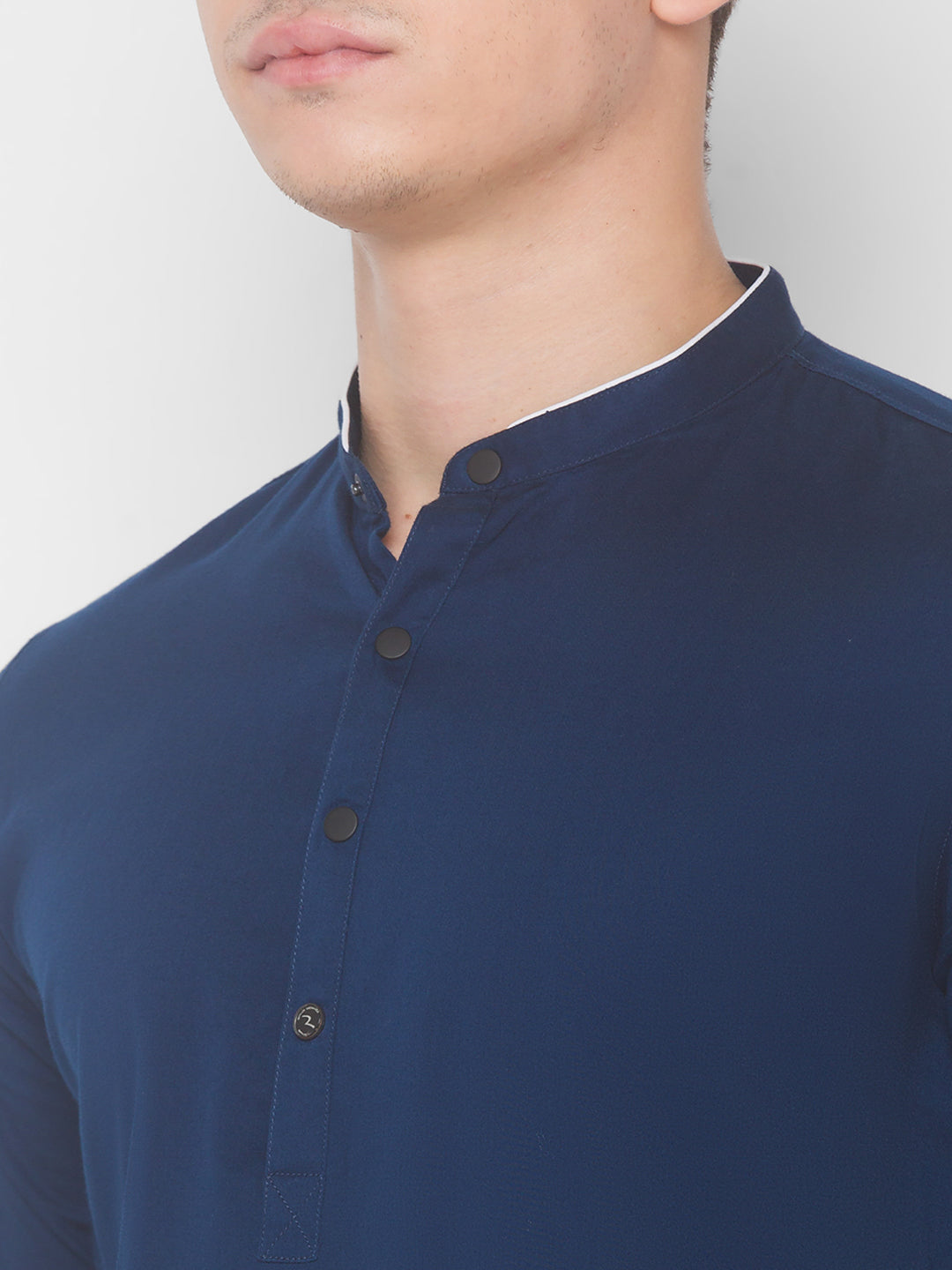 Spykar Men Indigo Blue Cotton Shirts (Slim)