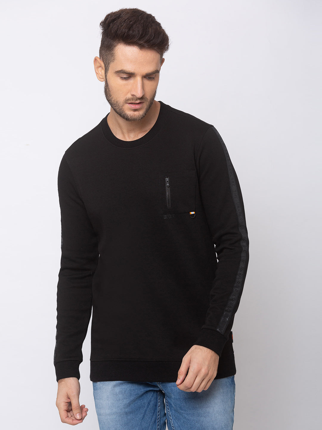 Spykar Black Blended Slim Fit Sweatshirt For Men