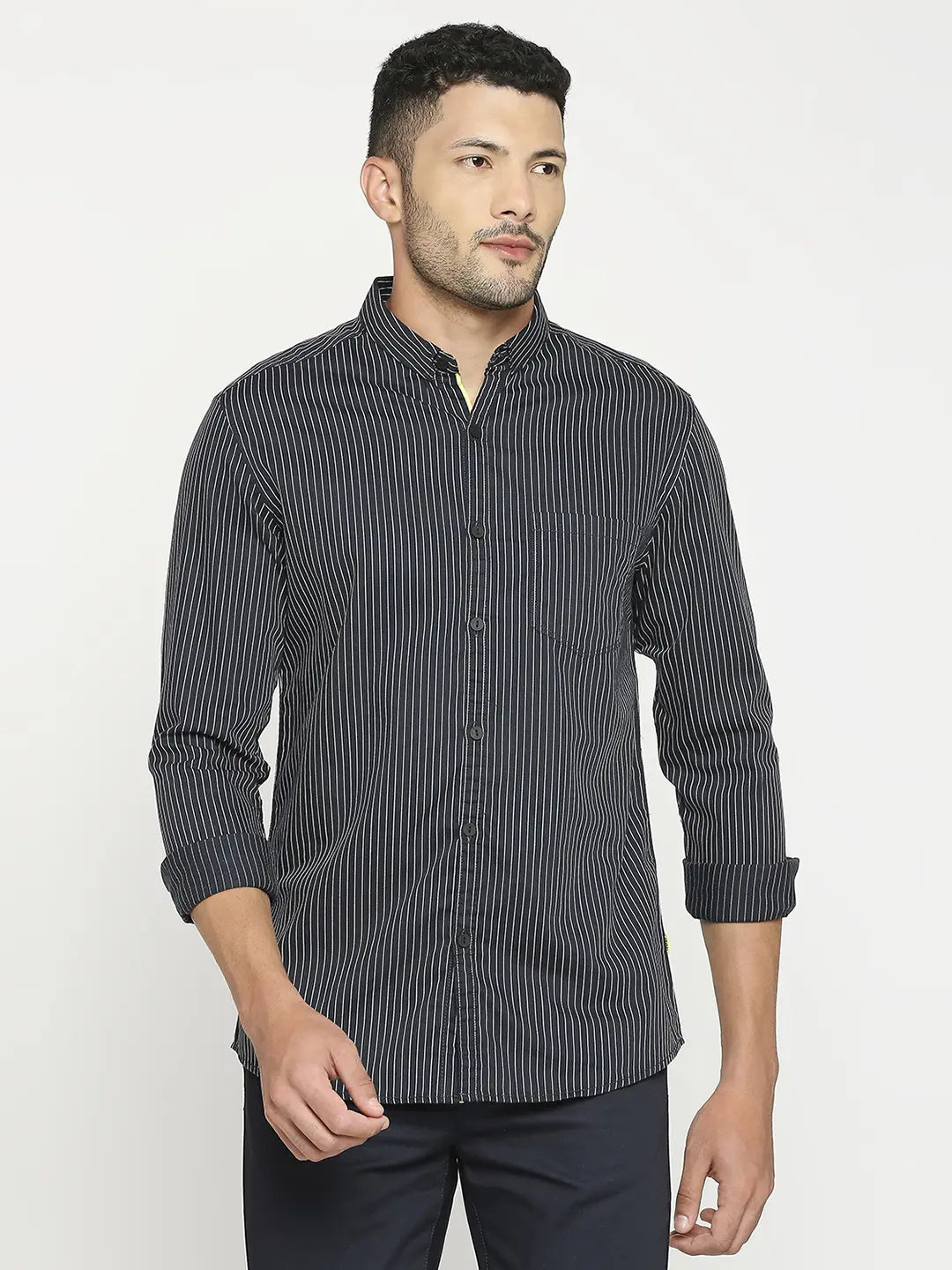 Spykar Men Navy Blue Cotton Slim Fit Striped Shirt