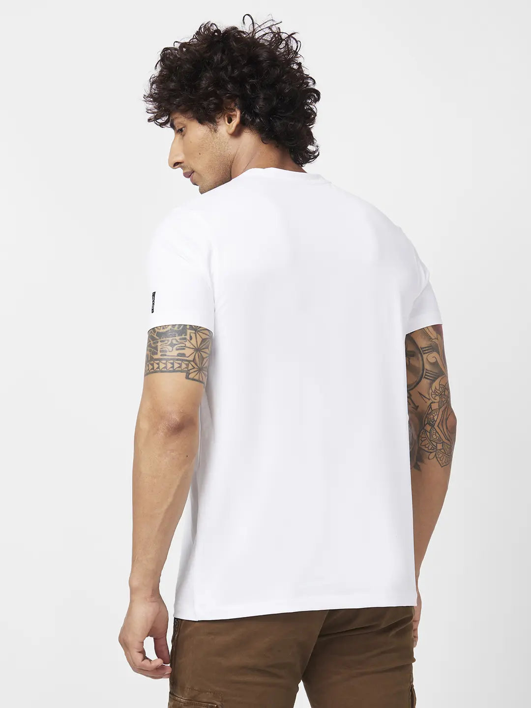 Spykar Men White Blended Slim Fit Half Sleeve Round Neck Printed Tshirt